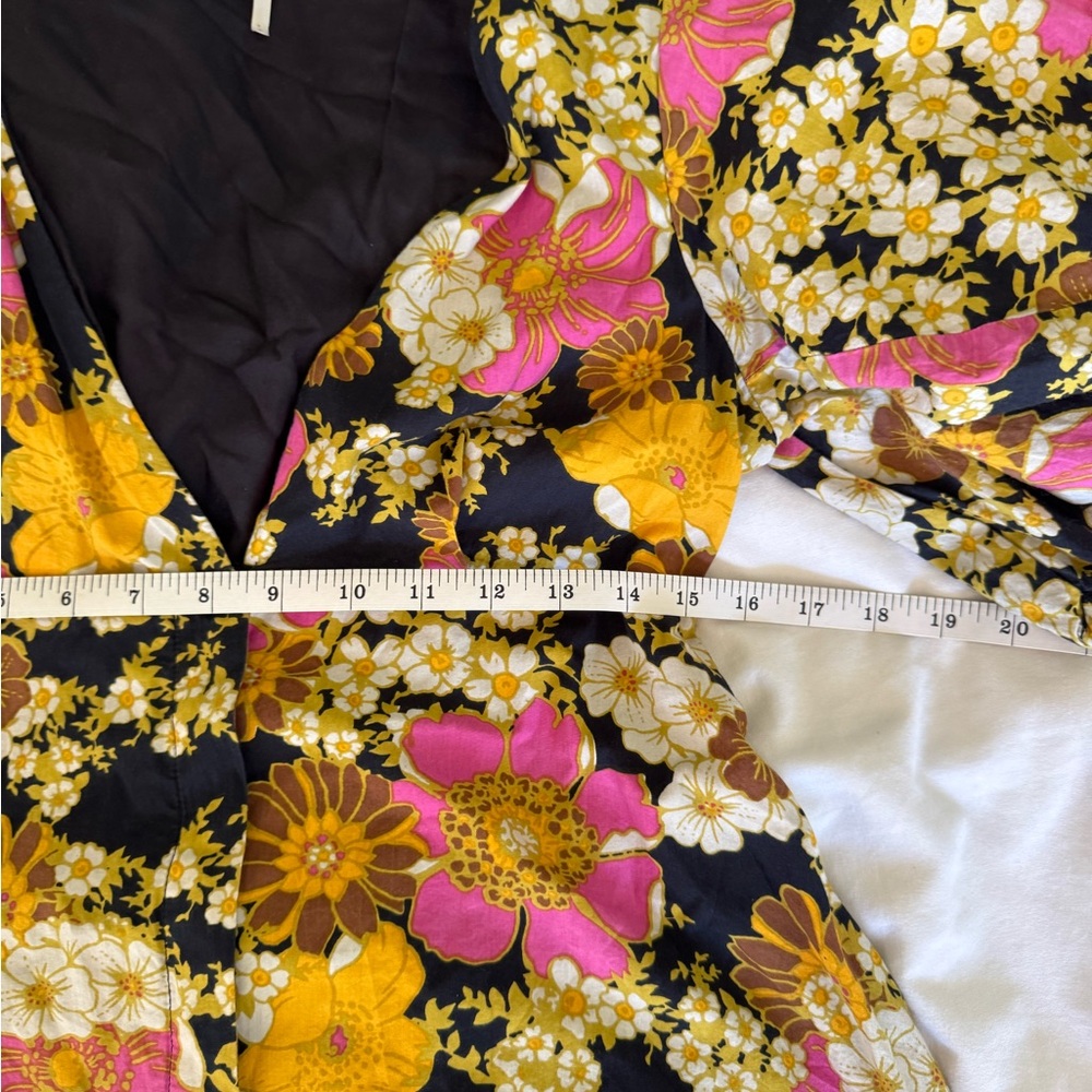 Free People Cotton Floral V-Neck Dress with Puff Sleeves - Picture 4 of 8